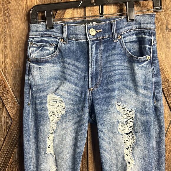 Express High Rise Legging - Picture 2 of 8